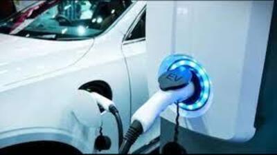 Chandigarh Congress president HS Lucky urged the UT administrator not to stop registration of petrol and diesel vehicles till electric charging stations are fully installed and functional. (HT File) Chandigarh Congress president HS Lucky urged the UT administrator not to stop registration of petrol and diesel vehicles till electric charging stations are fully installed and functional. (HT File)