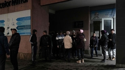The Prime Minister's office said, "A comprehensive investigation will be conducted into the causes of an accident due to a fire at the mine. At the same time, measures will be taken to assess the damage caused and provide priority assistance to the injured and families of the victims." (AFP) The Prime Minister's office said, "A comprehensive investigation will be conducted into the causes of an accident due to a fire at the mine. At the same time, measures will be taken to assess the damage caused and provide priority assistance to the injured and families of the victims." (AFP)