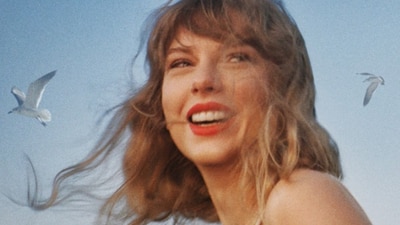 Taylor Swift released 1989 (Taylor's Version) on Friday Taylor Swift released 1989 (Taylor's Version) on Friday