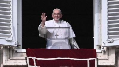 Israel-Hamas War: Pope Francis waves from the window of the apostolic palace overlooking St. Peter's square. (AFP)