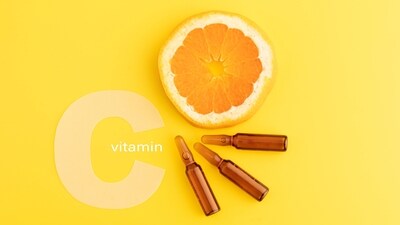4. A Dose of Vitamin C: Vitamin C is a great immunity booster. Consuming Amla juice, Amla fruit, Orange juice and other rich sources of Vitamin C are highly recommended for people suffering from dengue. (freepik ) 4. A Dose of Vitamin C: Vitamin C is a great immunity booster. Consuming Amla juice, Amla fruit, Orange juice and other rich sources of Vitamin C are highly recommended for people suffering from dengue. (freepik )