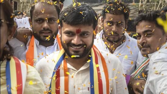 Mumbai, India - Oct. 29, 2023: AICC member, in-charge of NSUI Kanhaiya Kumar and president of Mumbai Congress Varsha Gaikwad at vikorli to intraction with students of NSUI in Mumbai, India, on Sunday, October 29, 2023. (Photo by Satish Bate/ Hindustan Times) (Hindustan Times)
