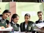 Effective note-taking plays a pivotal role in enhancing the learning process and facilitating comprehension. 