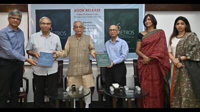 Mumbai, India - Oct. 27, 2023: Jagan Shah(Panelists), Gautam Chatterjee(Panelists), Shirsh Patel(Writer) ,Vidhyadhar Phatak( Panelists),Oormi kapadia(Writer) and Jasmine Saluja (Writer) , during book release of "6 metros" and panel discussion held at Mumbai Press Club ,CSMT in Mumbai, India, on Friday, October 27, 2023. (Photo by Anshuman Poyrekar/ Hindustan Times) (Hindustan Times) Mumbai, India - Oct. 27, 2023: Jagan Shah(Panelists), Gautam Chatterjee(Panelists), Shirsh Patel(Writer) ,Vidhyadhar Phatak( Panelists),Oormi kapadia(Writer) and Jasmine Saluja (Writer) , during book release of "6 metros" and panel discussion held at Mumbai Press Club ,CSMT in Mumbai, India, on Friday, October 27, 2023. (Photo by Anshuman Poyrekar/ Hindustan Times) (Hindustan Times)