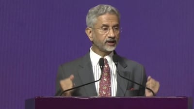 Jaishankar meets family members of 8 Indians detained in Qatar: ‘Highest importance to the case’ (PTI) Jaishankar meets family members of 8 Indians detained in Qatar: ‘Highest importance to the case’ (PTI)