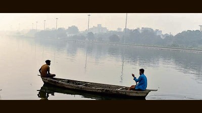 The latest CPCB data released Monday showed that the city’s air pollution levels had broken the six-month threshold of registering air quality index (AQI) below 200 (File) The latest CPCB data released Monday showed that the city’s air pollution levels had broken the six-month threshold of registering air quality index (AQI) below 200 (File)