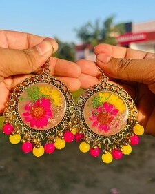 This exhibition will showcase ladies suit, jewellery and will also have mehendi artisans. This exhibition will showcase ladies suit, jewellery and will also have mehendi artisans.