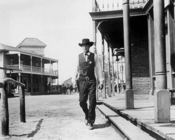 High Noon is a 1952 American Western film that won four Academy Awards for lead actor, editing, score and song. High Noon is a 1952 American Western film that won four Academy Awards for lead actor, editing, score and song.