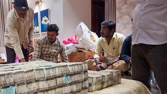 Lokayukta raids at 70 locations in Karnataka, cash and properties recovered (Pic for representation)