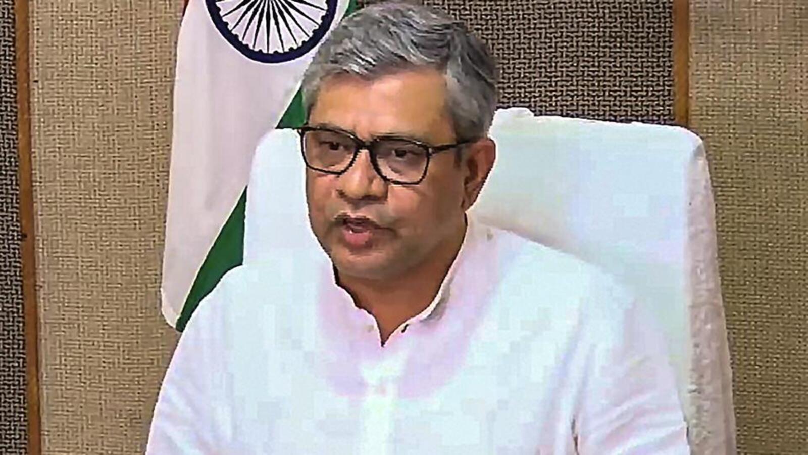 'Will get to the bottom': Ashwini Vaishnaw on Apple's threat notifications | Latest News India - Vimarsana News