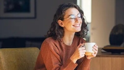To set the right mindset for the day, we can listen to calm music or a motivating podcast. It will help us to stay positive. (Unsplash) To set the right mindset for the day, we can listen to calm music or a motivating podcast. It will help us to stay positive. (Unsplash)