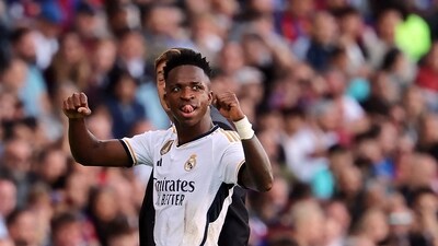 Real Madrid's Brazilian forward #07 Vinicius Junior gestures as he leaves the pitch (AFP) Real Madrid's Brazilian forward #07 Vinicius Junior gestures as he leaves the pitch (AFP)
