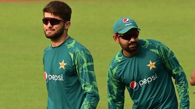 Babar Azam (R) and Shaheen Afridi(L) of Pakistan Cricket Team during practice session at Eden Garden ahead of ICC Men's Cricket World Cup 2023 match against Bangladesh in Kolkata (Hindustan Times) Babar Azam (R) and Shaheen Afridi(L) of Pakistan Cricket Team during practice session at Eden Garden ahead of ICC Men's Cricket World Cup 2023 match against Bangladesh in Kolkata (Hindustan Times)
