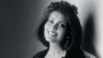 Zeenat Aman posted her old photo on Instagram. Zeenat Aman posted her old photo on Instagram.