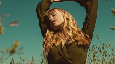 Amazon Sale: For your hair to look this glossy and nourished, grab finest shampoos and conditioners. (Pexels) Amazon Sale: For your hair to look this glossy and nourished, grab finest shampoos and conditioners. (Pexels)