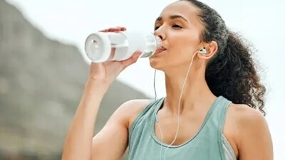 7. Prioritize hydration: People frequently forget to drink enough water over the holiday season, especially when alcohol is abundant at gatherings. Alcohol has a diuretic effect, which means it increases urine production and can cause the loss of vital fluids from your body, which can result in dehydration. (Unsplash) 7. Prioritize hydration: People frequently forget to drink enough water over the holiday season, especially when alcohol is abundant at gatherings. Alcohol has a diuretic effect, which means it increases urine production and can cause the loss of vital fluids from your body, which can result in dehydration. (Unsplash)