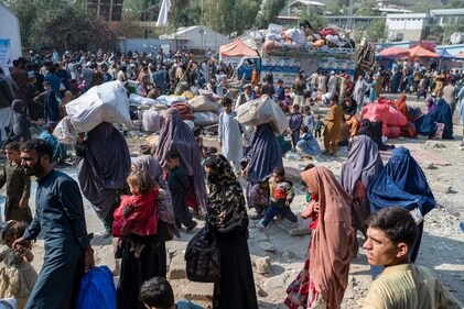 Afghan refugees arrive from Pakistan at the Afghanistan-Pakistan Torkham border in Nangarhar province on October 30, 2023. (AFP) Afghan refugees arrive from Pakistan at the Afghanistan-Pakistan Torkham border in Nangarhar province on October 30, 2023. (AFP)