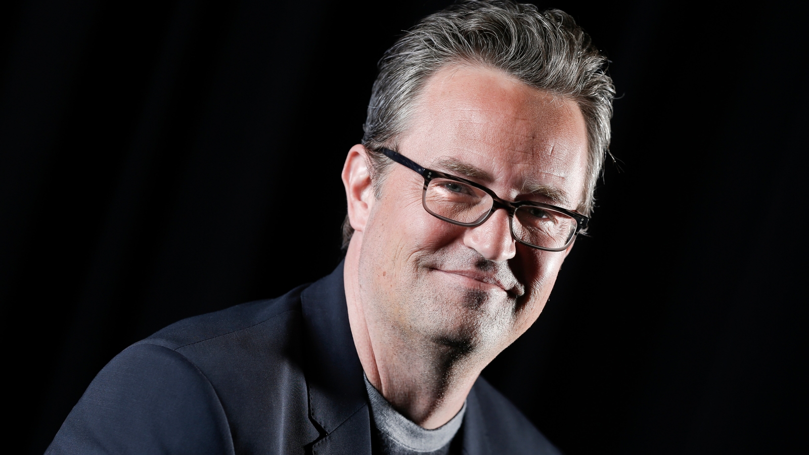 Matthew Perry struggled to 'find anyone he could trust' before his tragic death - Vimarsana News