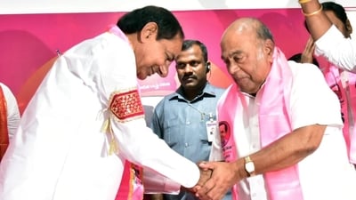 Telangana Chief Minister K Chandrasekhar Rao felicitates former State Minister Nagam Janardhan Reddy as he joins the Bharat Rashtra Samiti (BRS) party, in Hyderabad on Tuesday. (ANI) Telangana Chief Minister K Chandrasekhar Rao felicitates former State Minister Nagam Janardhan Reddy as he joins the Bharat Rashtra Samiti (BRS) party, in Hyderabad on Tuesday. (ANI)