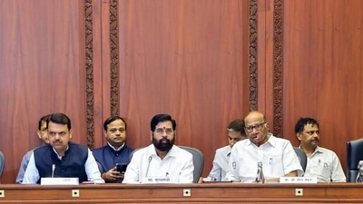Maharashtra Chief Minister Eknath Shinde along with Deputy CM Devendra Fadnavis, NCP chief Sharad Pawar and others chairs the all-party meeting on the Maratha reservation (ANI) Maharashtra Chief Minister Eknath Shinde along with Deputy CM Devendra Fadnavis, NCP chief Sharad Pawar and others chairs the all-party meeting on the Maratha reservation (ANI)