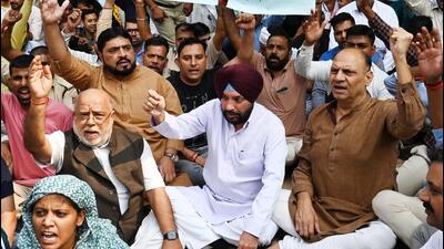 DPCC president Arvinder Singh Lovely with bus marshals outside Delhi secretariat on Wednesday. (Vipin Kumar/HT Photo) DPCC president Arvinder Singh Lovely with bus marshals outside Delhi secretariat on Wednesday. (Vipin Kumar/HT Photo)