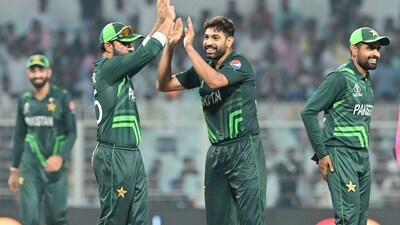 Pakistan were overwhelmed seeing Kolkata's support for them (Hindustan Times) Pakistan were overwhelmed seeing Kolkata's support for them (Hindustan Times)