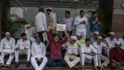 Legislators from various parties protest in front of the Mantralaya main entrance. (Hindustan Times) Legislators from various parties protest in front of the Mantralaya main entrance. (Hindustan Times)