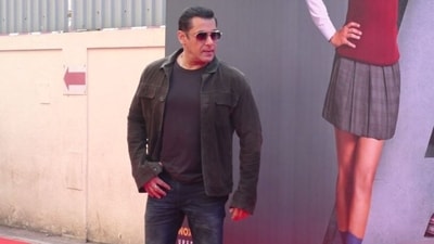 Salman Khan at the trailer launch of Farrey Salman Khan at the trailer launch of Farrey