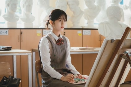 Shin Eun Soo plays a deaf girl in Twinkling Watermelon. PC: studio dragon