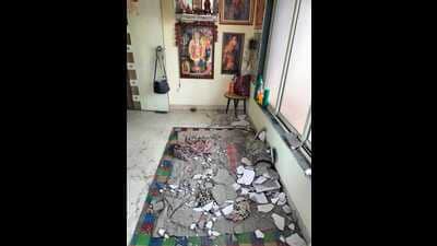 According to the police, Sheetal Shivaji Pawar, 34, was sleeping in her bedroom on the first floor of the Dadu Plaza building in the Chandansar area. (HT Photo)