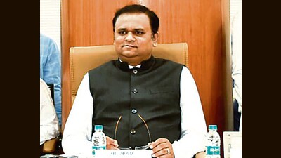 After the hearing on Thursday afternoon at Vidhan Bhavan, Narwekar announced that the next hearing would be held on November 21 and the examination of evidence would begin on that day. (ANI Picture Service)