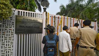 Delhi police and paramilitary forces at Raaj Kumar Anand's house at Civil Lines on Thursday. (Raj K Raj/HT Photo)