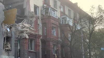 Russia-Ukraine War: A residential building partially destroyed following Russian missile strikes, in Zaporizhzhia, southeastern Ukraine, (AFP) Russia-Ukraine War: A residential building partially destroyed following Russian missile strikes, in Zaporizhzhia, southeastern Ukraine, (AFP)