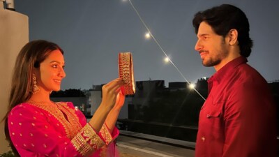 Kiara Advani and Sidharth Malhotra on Karwa Chauth 2023. Kiara Advani and Sidharth Malhotra on Karwa Chauth 2023.