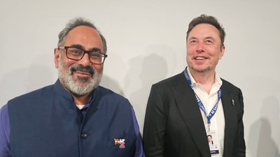 Union Minister Rajeev Chandrasekhar with tech billionaire Elon Musk (X/Rajeev Chandrasekha) Union Minister Rajeev Chandrasekhar with tech billionaire Elon Musk (X/Rajeev Chandrasekha)