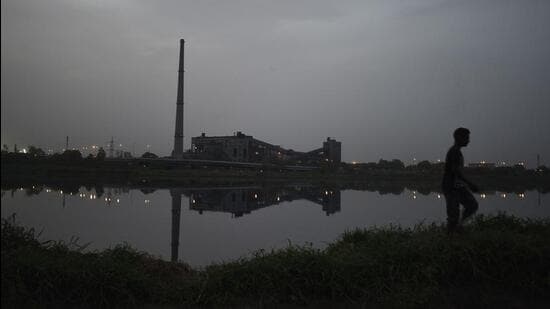 The powerhouse was decommissioned due to pollution-related concerns following Supreme Court orders in 2015. (HT Archive)