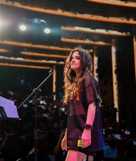 Singer Jasleen Royal is presently on her country-wide tour, Heeriye. Singer Jasleen Royal is presently on her country-wide tour, Heeriye.