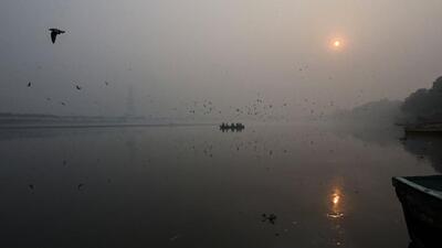 The pollution levels tipped into the severe category for the first time this season on Thursday. (HT PHOTO) The pollution levels tipped into the severe category for the first time this season on Thursday. (HT PHOTO)