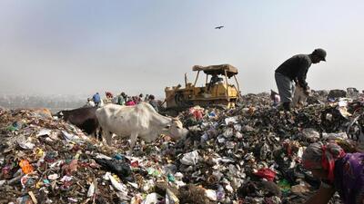Delhi is currently biomining its three landfill sites at Ghazipur, Okhla and Bhalswa. (HT Archive) Delhi is currently biomining its three landfill sites at Ghazipur, Okhla and Bhalswa. (HT Archive)