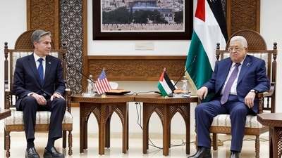 U.S. Secretary of State Antony Blinken meets with Palestinian President Mahmoud Abbas amid the ongoing conflict between Israel and the Palestinian Islamist group Hamas, at the Muqata in Ramallah in the Israeli-occupied West Bank, November 5, 2023. (REUTERS)