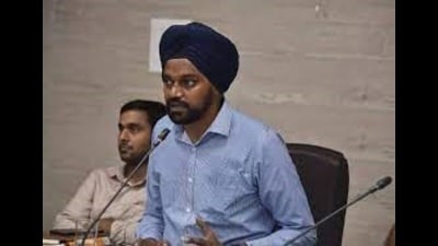 Inderjeet Singh, Lucknow municipal commissioner (FILE PHOTO) Inderjeet Singh, Lucknow municipal commissioner (FILE PHOTO)