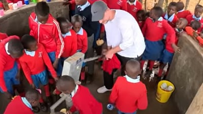 This time the renowned Youtuber partnered with a charity to build wells in the villages of Mbouda, Foumbat and others in South Africa as the people there do not have “reliable access to water.” This time the renowned Youtuber partnered with a charity to build wells in the villages of Mbouda, Foumbat and others in South Africa as the people there do not have “reliable access to water.”