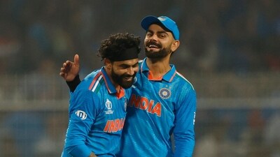 India's Ravindra Jadeja celebrates with Virat Kohli after sending a South Africa cricketer to pavilion. (REUTERS)