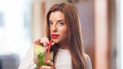 Morning detox routines are often emphasized for several reasons, focusing on jumpstarting the body's natural processes and promoting overall well-being. (Freepik) Morning detox routines are often emphasized for several reasons, focusing on jumpstarting the body's natural processes and promoting overall well-being. (Freepik)