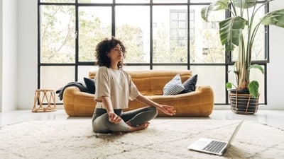Suggesting meditation for a calm mind, he said, “Incorporating simple and effective meditation techniques can significantly reduce stress and anxiety, enhancing your ability to manage thoughts and behavior. Even dedicating 5-10 minutes per day to meditation can improve coping skills, motivation, planning, and problem-solving. By reducing stress, you can enjoy improved physical and mental health.” (Unsplash) Suggesting meditation for a calm mind, he said, “Incorporating simple and effective meditation techniques can significantly reduce stress and anxiety, enhancing your ability to manage thoughts and behavior. Even dedicating 5-10 minutes per day to meditation can improve coping skills, motivation, planning, and problem-solving. By reducing stress, you can enjoy improved physical and mental health.” (Unsplash)