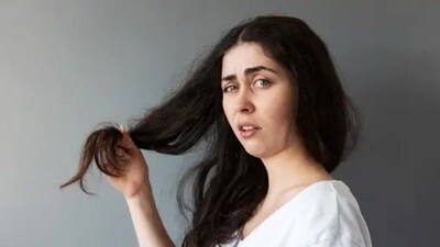 The first step is to understand and acknowledge that we have the urge to pull out the hair. Accepting it will help in combatting it.&nbsp; (Unsplash)