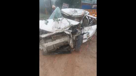 The marriage party was on way from Ojhanwali in Fazilka to Baddowal in Ludhiana when the mishap took place. (HT photo)