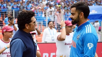 Sachin Tendulkar interacts with Virat Kohli. (BCCI Twitter) Sachin Tendulkar interacts with Virat Kohli. (BCCI Twitter)