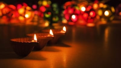Diwali 2023: 5 ways to celebrate Diwali without crackers Diwali 2023: 5 ways to celebrate Diwali without crackers