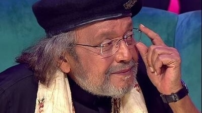 Mithun Chakraborty gets emotional on Sa Re Ga Ma Pa.